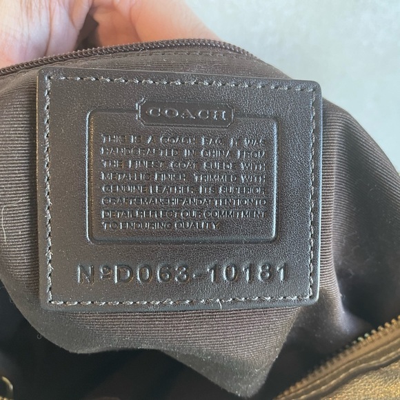 Light Gold Coach Purse - Picture 2 of 8